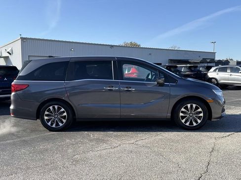 Used 2023 Honda Odyssey EX-L image 2