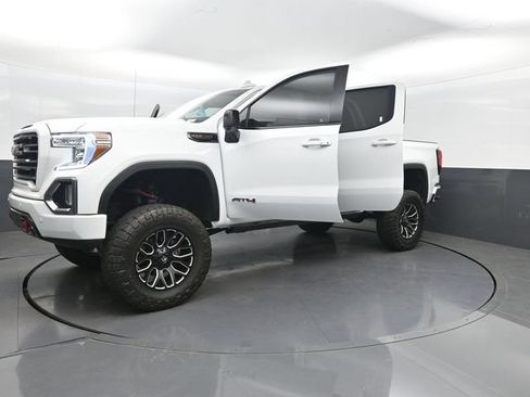 Used 2021 GMC Sierra 1500 AT4 w/ Technology Package AWD/4WD image 29