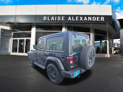 Used 2023 Jeep Wrangler Sport image 8