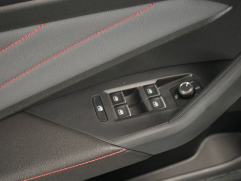 Used 2025 Volkswagen Jetta GLI Autobahn FWD image 24