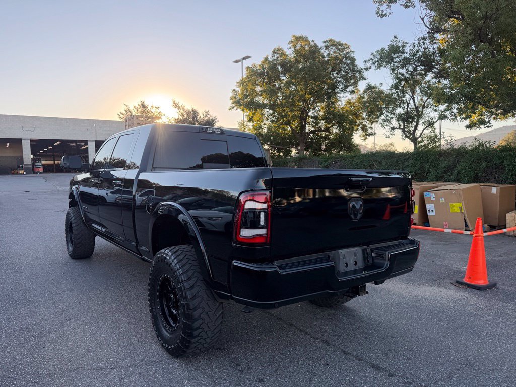 Used 2022 RAM 3500 Limited AWD/4WD image 4