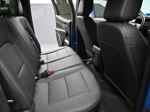 Used 2025 Chevrolet Colorado Trail Boss AWD/4WD image 18