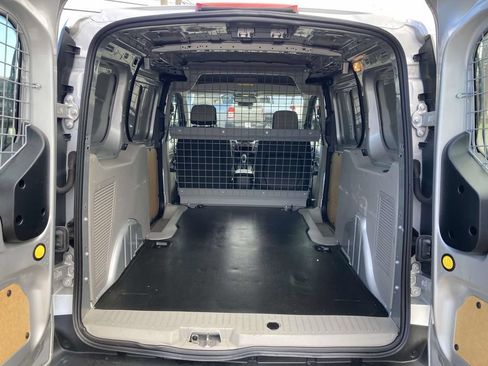 Used 2023 Ford Transit Connect XLT FWD image 14