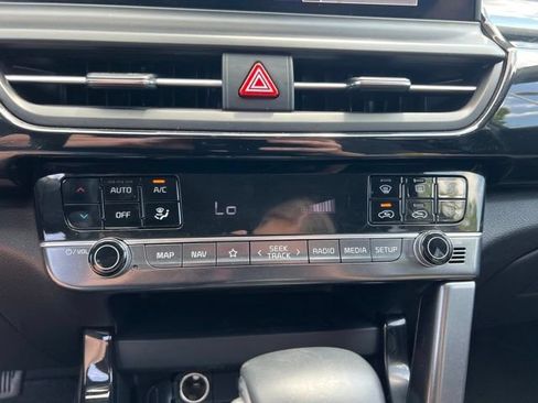 Certified 2024 Kia Seltos X-Line AWD/4WD image 22