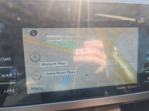 Used 2017 Subaru Outback 2.5i Touring image 11