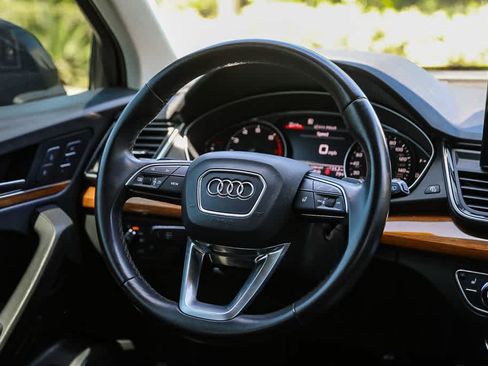 Used 2021 Audi Q5 2.0T Premium w/ Convenience Package AWD/4WD image 14