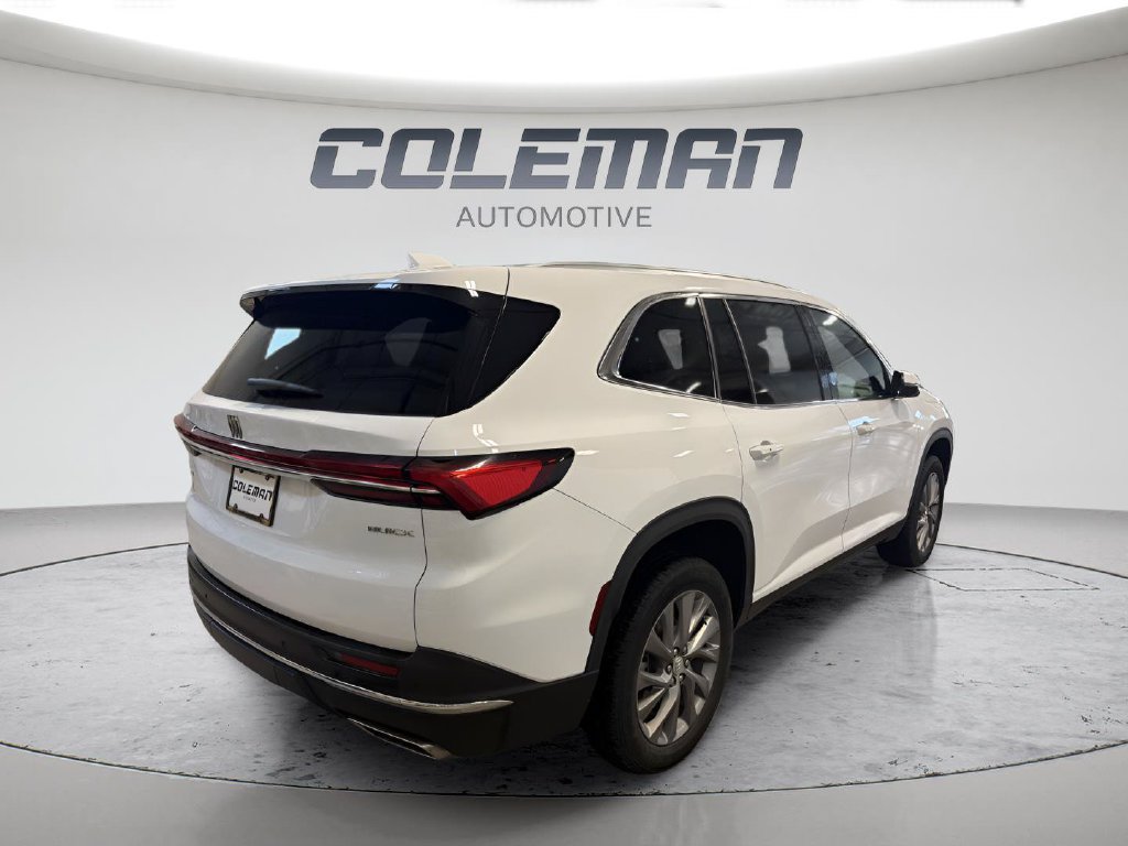 Used 2025 Buick Enclave Preferred AWD/4WD image 5