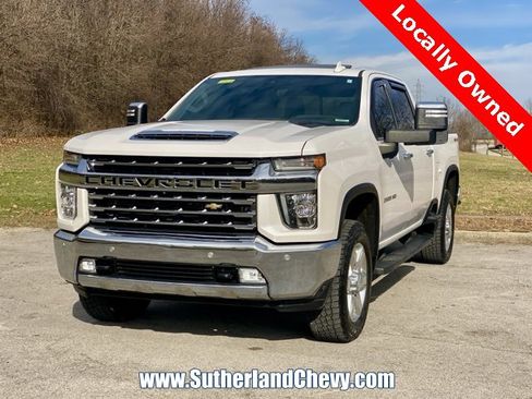 Used 2020 Chevrolet Silverado 2500 LTZ w/ LTZ Plus Package image 3