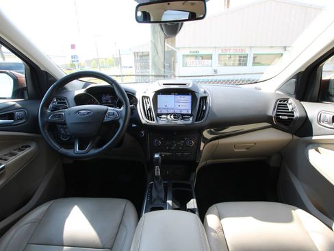 Used 2017 Ford Escape Titanium FWD image 13