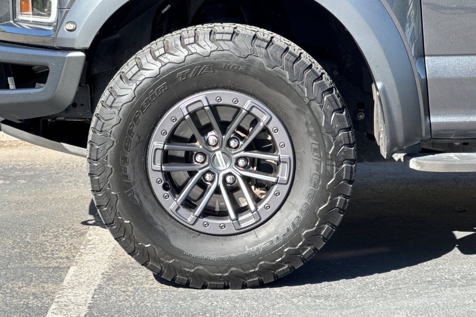Used 2019 Ford F150 Raptor w/ Equipment Group 802A Luxury AWD/4WD image 36