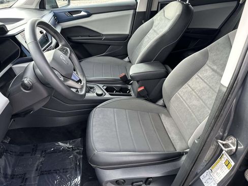 Used 2022 Volkswagen Taos SE image 20