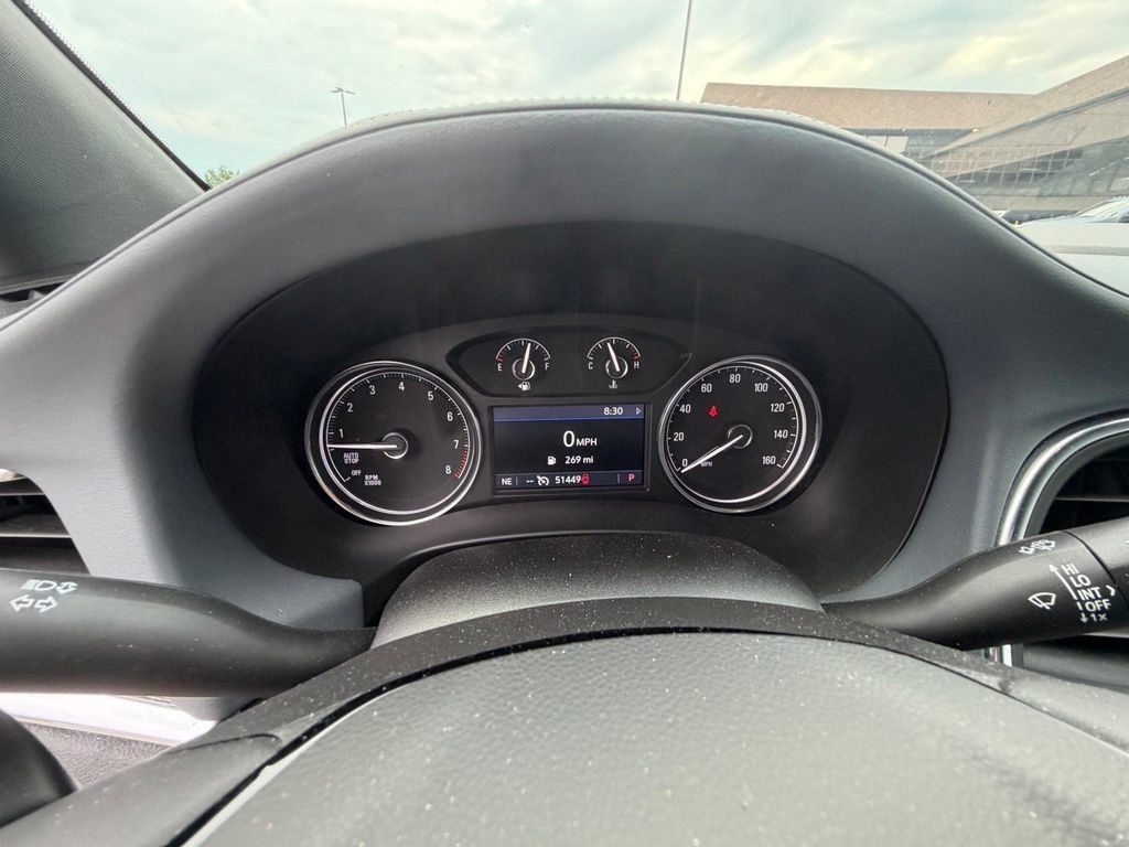 Used 2024 Buick Enclave Essence AWD/4WD image 29