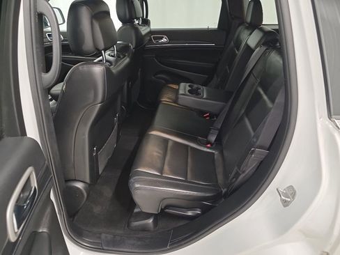 Used 2022 Jeep Grand Cherokee Limited AWD/4WD image 8