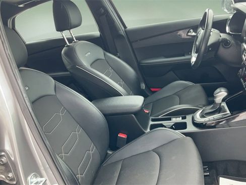 Used 2024 Kia Forte GT-Line w/ GT-Line Premium Package image 15