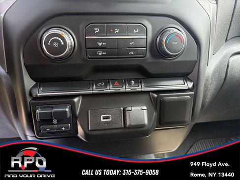 Used 2020 Chevrolet Silverado 1500 Custom w/ Custom Value Package AWD/4WD image 23