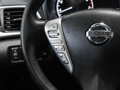 Used 2017 Nissan Sentra S FWD image 17