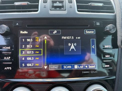 Used 2018 Subaru Forester 2.5i Limited AWD/4WD image 11