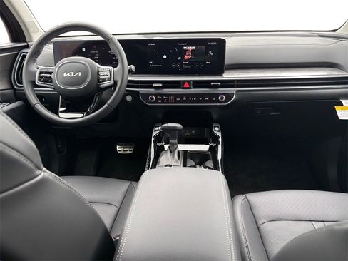 New 2025 Kia Sorento SX image 10