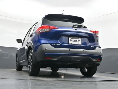 Used 2020 Nissan Kicks SR w/ SR Premium Package FWD image 40