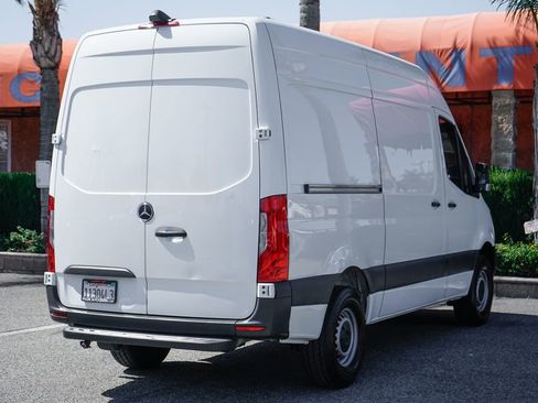 Used 2020 Mercedes-Benz Sprinter 1500 image 9