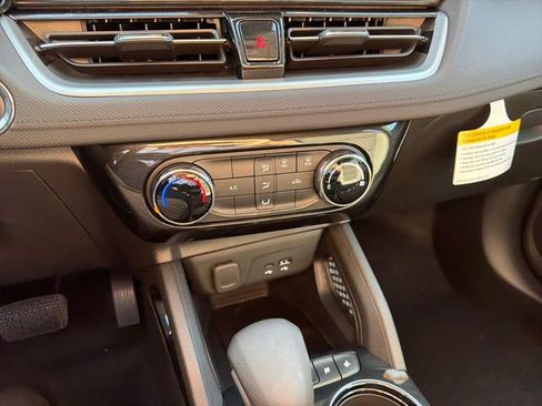 New 2026 Chevrolet TrailBlazer LT FWD image 24