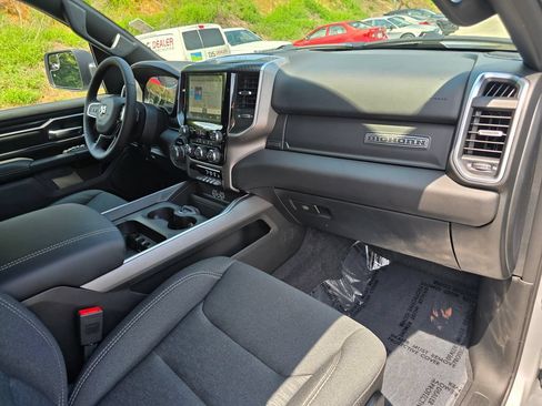 New 2026 RAM 1500 Big Horn AWD/4WD image 26