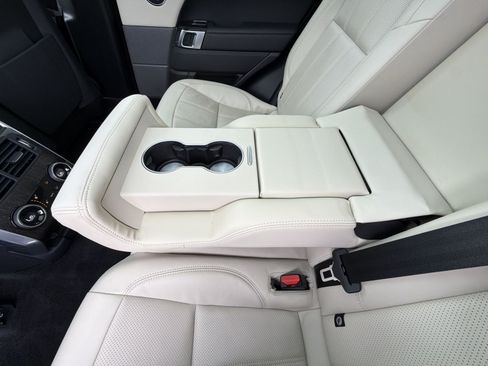 Used 2022 Land Rover Range Rover Sport HSE Silver Edition AWD/4WD image 26