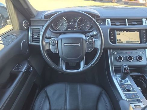 Used 2016 Land Rover Range Rover Sport SE image 17