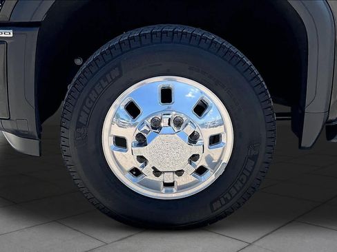 Used 2024 GMC Sierra 3500 Denali w/ Denali Reserve Package AWD/4WD image 11