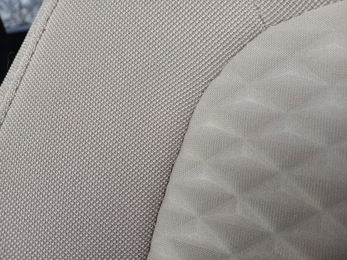 Used 2020 Ford Escape SE image 15