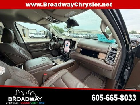 Used 2025 RAM 1500 Limited w/ Trailer Tow Group AWD/4WD image 10