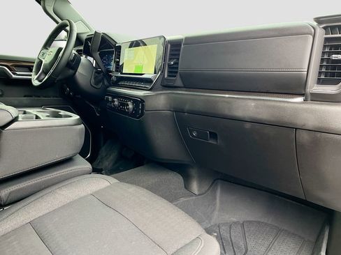 Used 2025 Chevrolet Silverado 1500 LT image 25