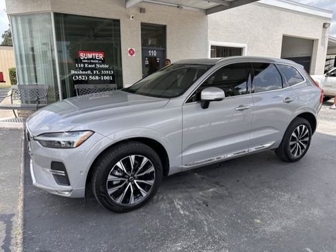 Used 2023 Volvo XC60 B5 Plus AWD/4WD image 1