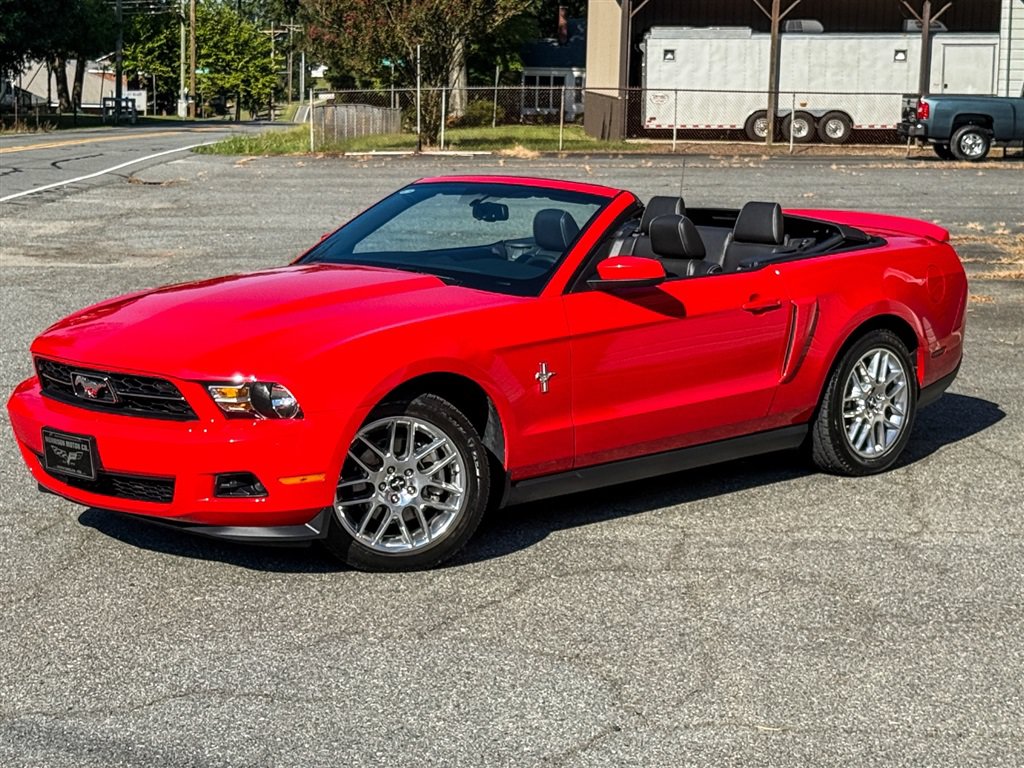 Used 2012 Ford Mustang Premium RWD image 12