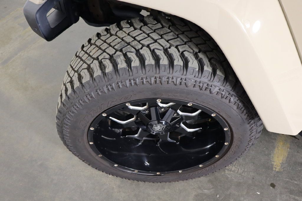 Used 2016 Jeep Wrangler Unlimited Rubicon AWD/4WD image 36