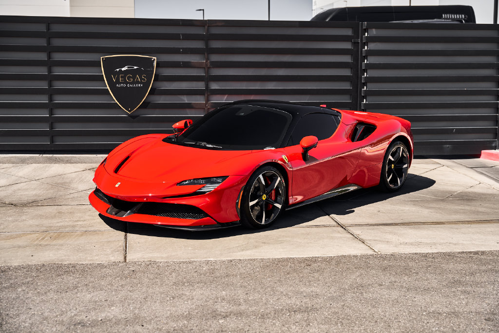 Used 2024 Ferrari SF90 Spider AWD/4WD image 8