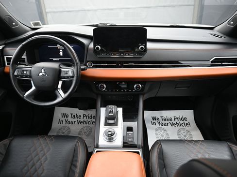 Used 2022 Mitsubishi Outlander SEL image 22