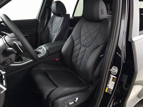 Used 2026 BMW X5 xDrive50e w/ Premium Package image 11