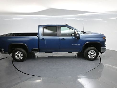 Used 2025 Chevrolet Silverado 2500 LT w/ Convenience Package AWD/4WD image 62