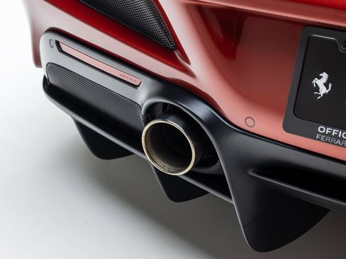 Certified 2022 Ferrari F8 Tributo RWD image 21