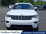 Used 2018 Jeep Grand Cherokee Altitude image 3