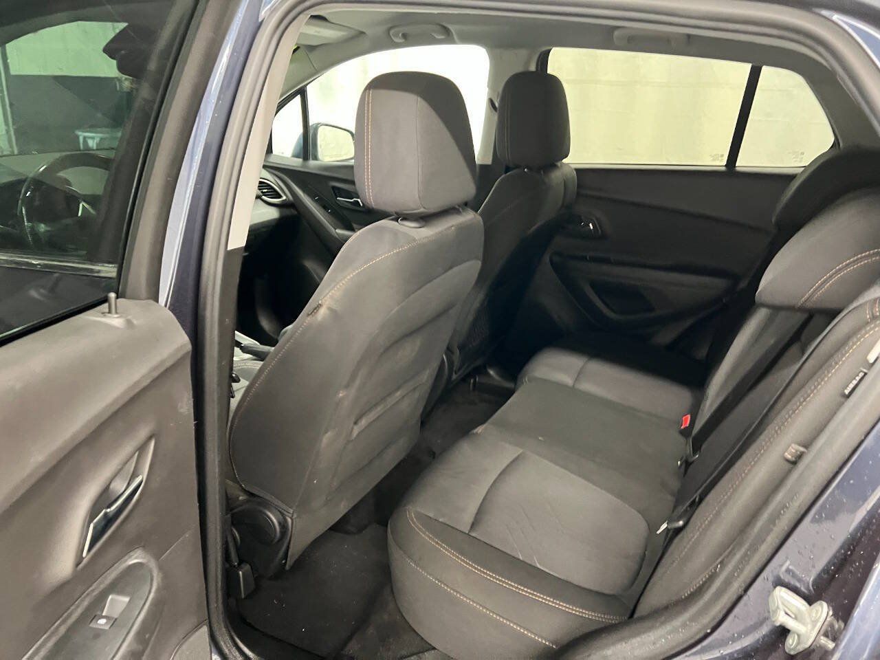 Used 2018 Chevrolet Trax LT AWD/4WD image 9