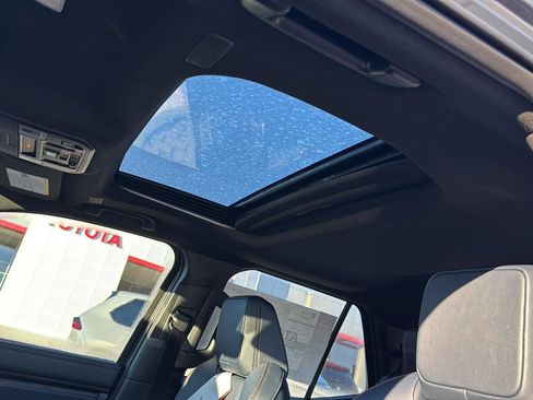 New 2026 Toyota 4Runner 4WD image 27