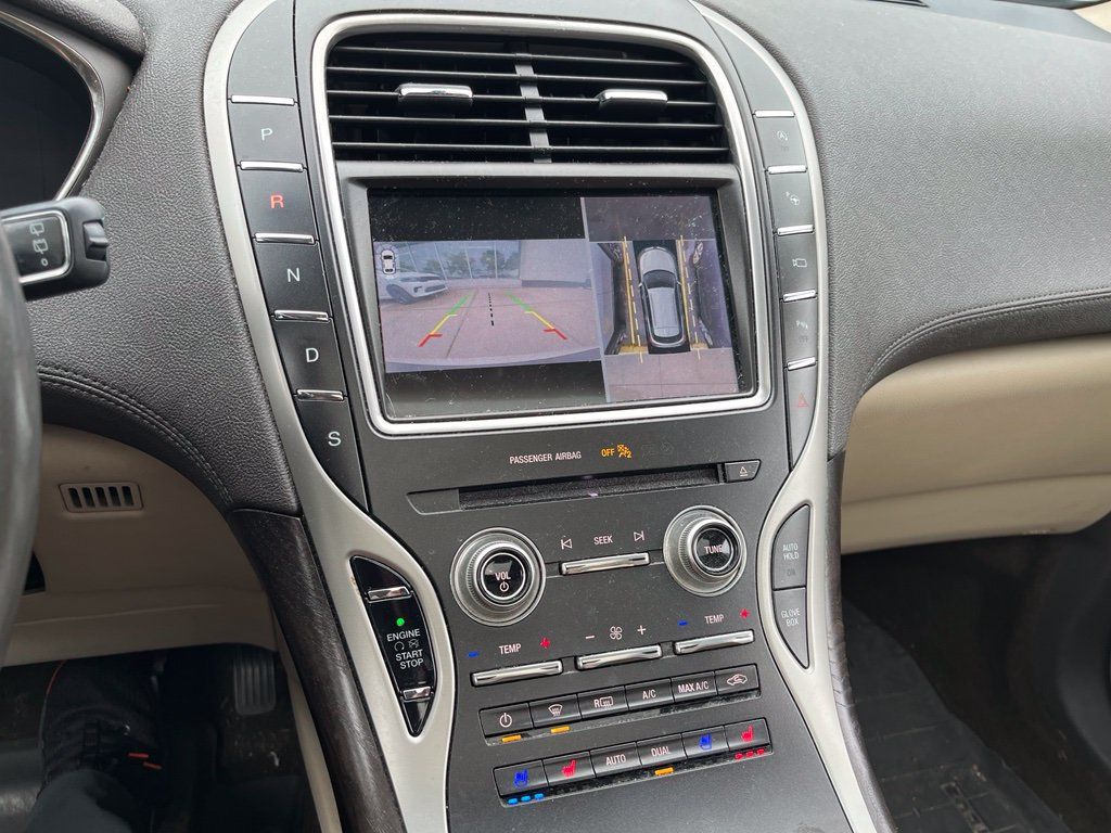 Used 2019 Lincoln Nautilus Reserve AWD/4WD image 12