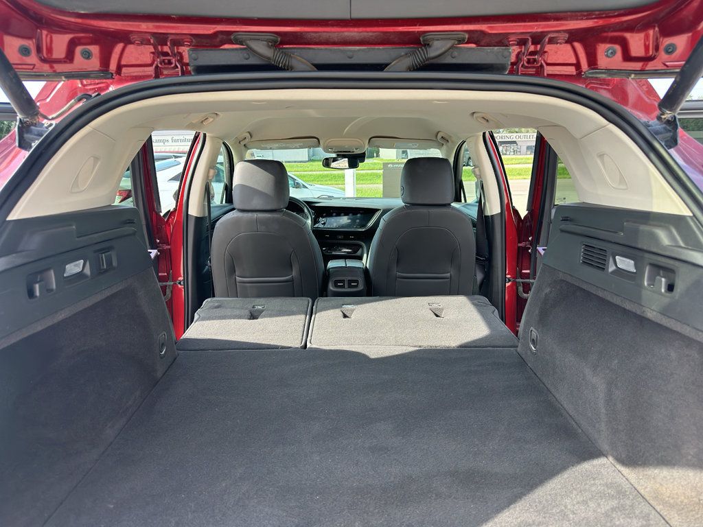 Used 2022 Buick Envision Essence w/ Safety Package FWD image 35