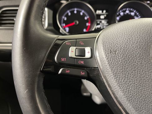 Used 2016 Volkswagen Jetta SEL FWD image 28
