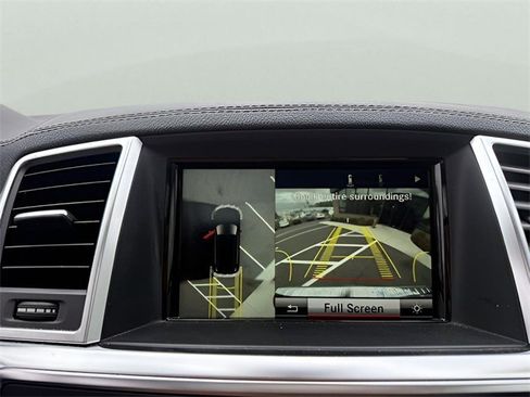 Used 2014 Mercedes-Benz GL 450 4MATIC image 16