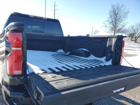 Used 2024 Chevrolet Silverado 2500 High Country w/ Technology Package image 31