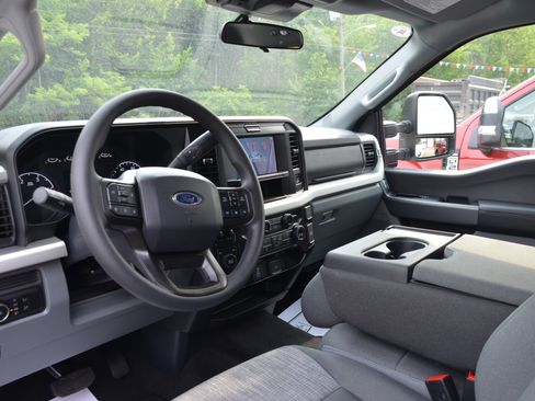 New 2026 Ford F250 XLT w/ Snow Plow Prep Package AWD/4WD image 25