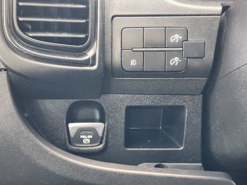 Used 2026 RAM ProMaster 2500 w/ Convenience Group FWD image 24